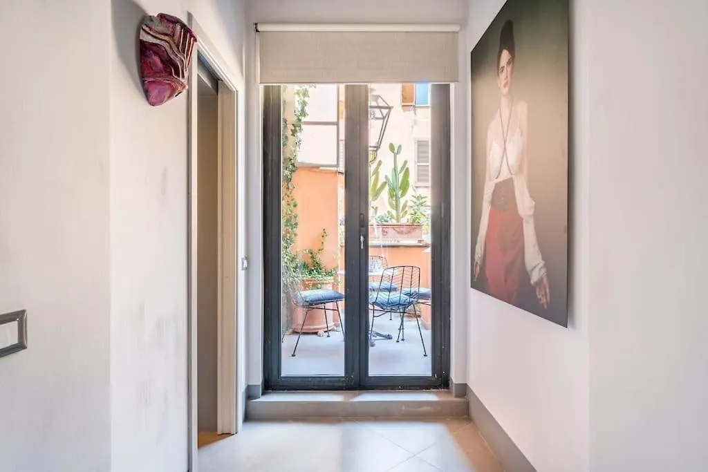 Monti Art Loft Apartment Rome