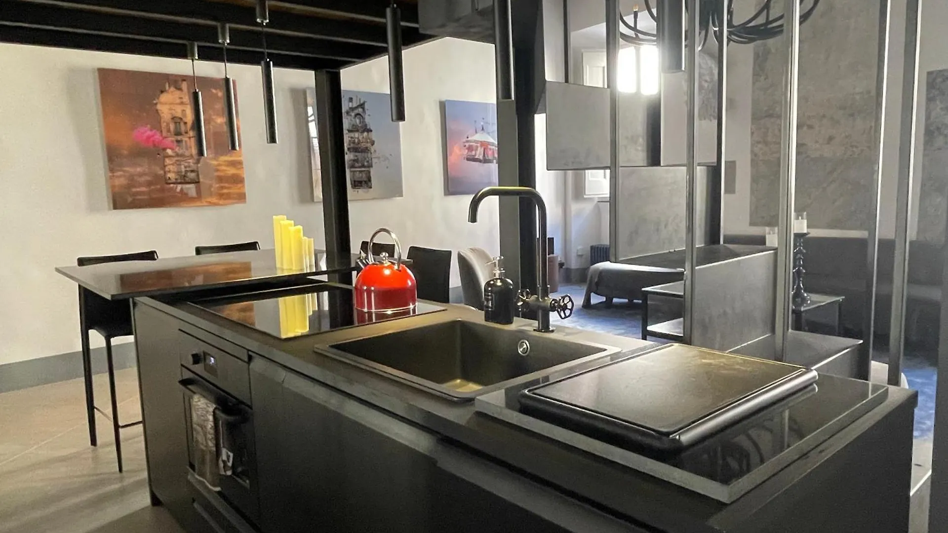 Monti Art Loft Apartment Rome