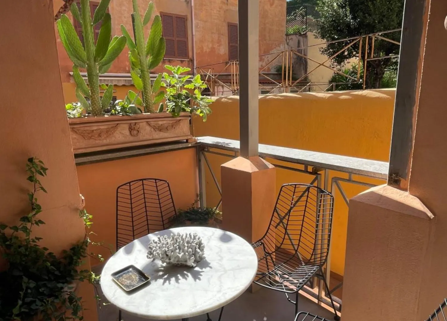 Monti Art Loft Apartment Rome 0*,  Italy